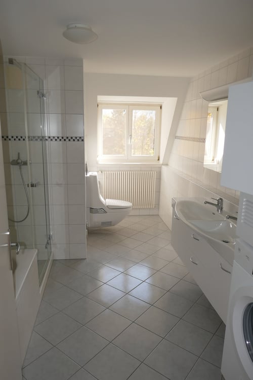 Exklusive 1.5 Zimmer-Maisonette-Dachwohnung in historischen Stadtvilla 9