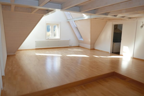 Exklusive 1.5 Zimmer-Maisonette-Dachwohnung in historischen Stadtvilla 7