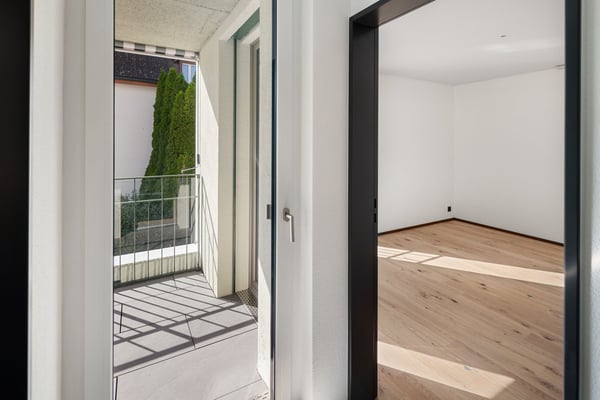 Neubau: Grosse, stilvolle 4.5-Zimmer-Wohnung mit Balkon und Loggia 9