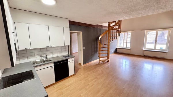 Charmante 4.5-Zimmer-Maisonettewohnung in Zurzach – sofort verfügbar! 1