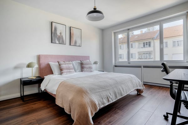 Schöne Iselin 1ZW mit privater W/T, 1 Minute zum Markt, über Blueground 9