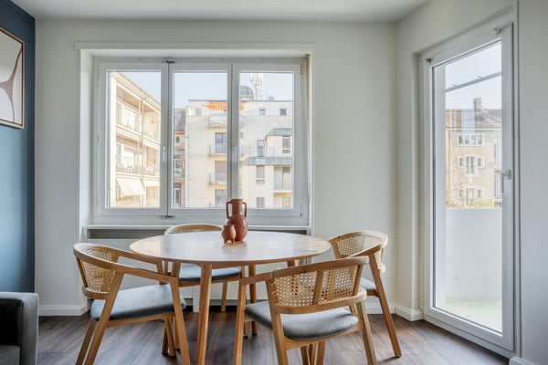 Schöne Iselin 1ZW mit privater W/T, 1 Minute zum Markt, über Blueground 6