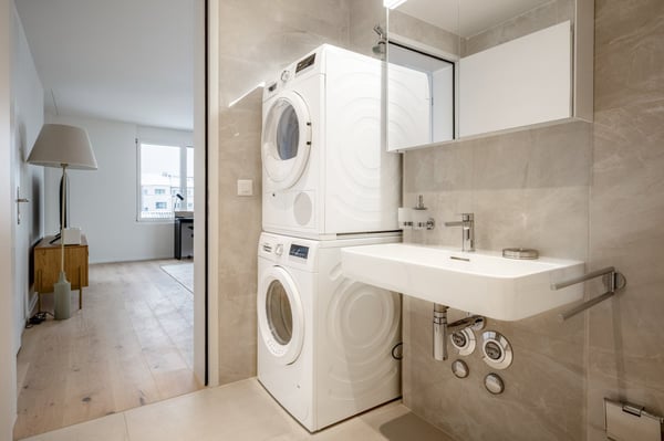 Voll rennovierte 1.0 Zim.,Keller,W/T, im Herz von Wiedikon, höhe Qualität 14