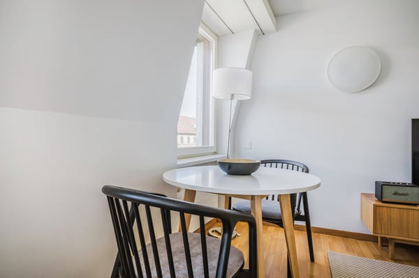 Cool Seefeld an top Lage! 2 Min. von Opera und See, by Blueground 6