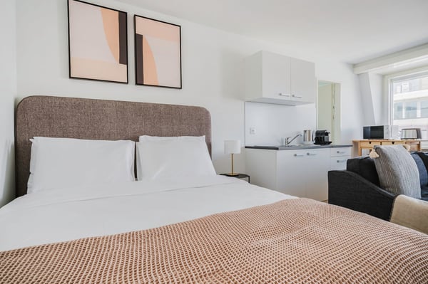 Cool Seefeld an top Lage! 2 Min. von Opera und See, by Blueground 9