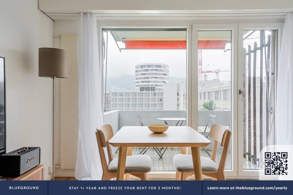 Stylish Furnished Apartment in Zürich with City Views 6