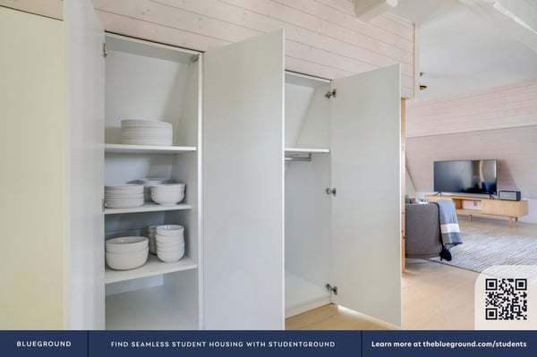 Blueground ID241, Enge 10