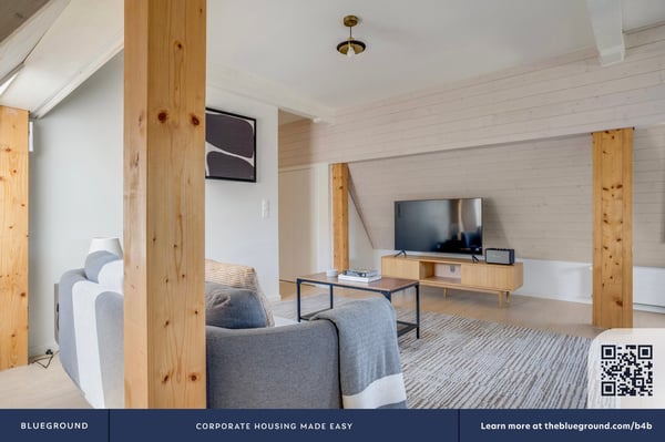 Blueground ID241, Enge 4