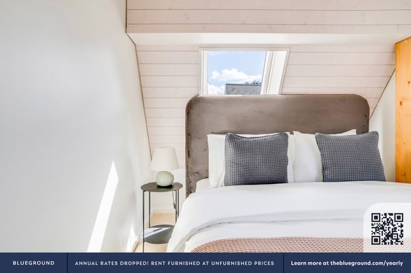 Blueground ID241, Enge 12