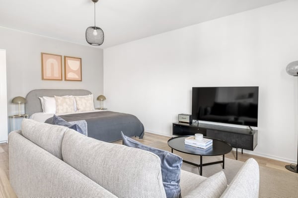 Luxus Iselin 2 Zim.+Lager, 2 Min. zum Markt, über Blueground 2