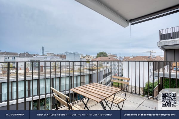 Gehobene 1.5 ZW mit privater W/T und schöne Aussicht, by Blueground 5