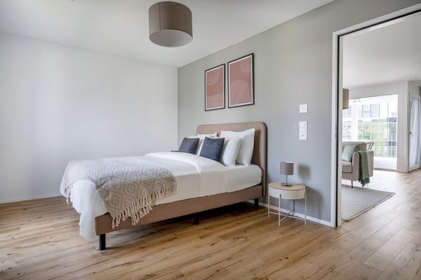 Geräumig Kloten 1.0 ZW. mit Keller & W/T, Nah zum Markt, by Blueground 19