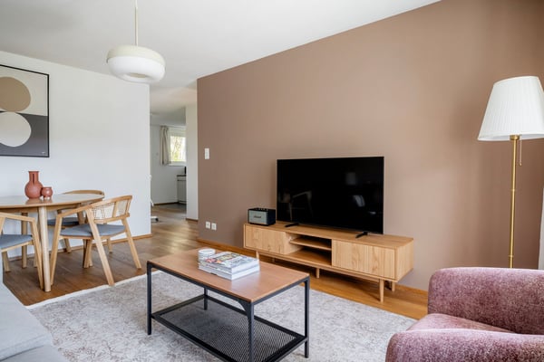 Tolle Affoltern a.A, 2.5 ZW, mit Keller, nah Markt, über Blueground 4