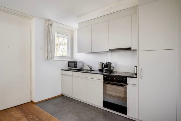 Tolle Affoltern a.A, 2.5 ZW, mit Keller, nah Markt, über Blueground 9