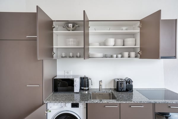 Elegante Bachletten 1 Zim. mit Keller, nah zu Lokaler Markt 9