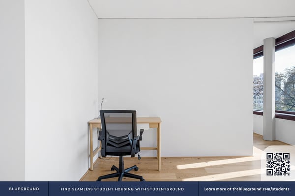 Furnished 1.5-room apartment with elevator in Basel city center 9