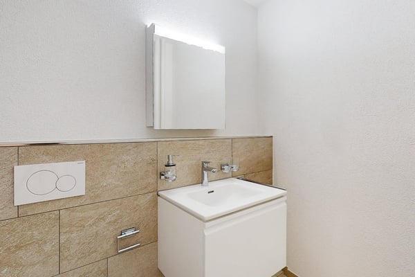 Sonniges Iselin 1.5 Zim.+Lager, 1 Min. zum Markt, über Blueground 10