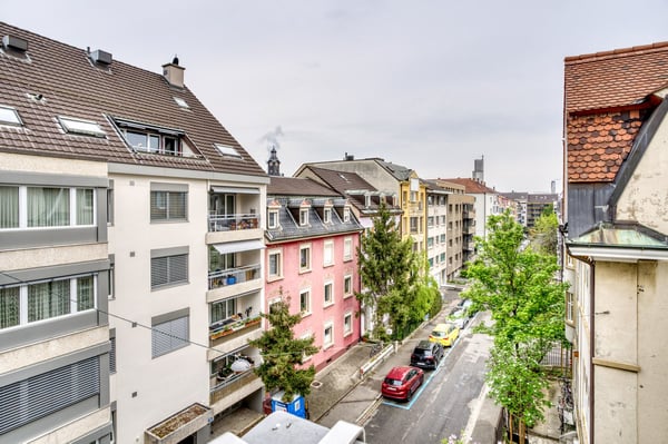 Elegantes Iselin 1 Zim.+Lager, 1 Min. zum Markt, über Blueground 4