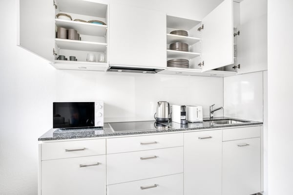 Elegantes Iselin 1 Zim.+Lager, 1 Min. zum Markt, über Blueground 7