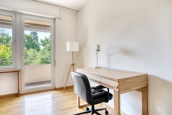 Charmante Vorstädte 1 Zim. + Lager, 10Min zum Markt, über Blueground 10