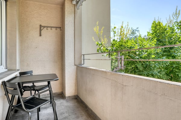 Charmante Vorstädte 1 Zim. + Lager, 10Min zum Markt, über Blueground 4