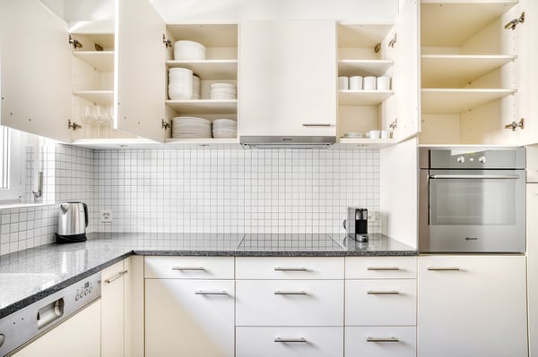 Charmante Vorstädte 1 Zim. + Lager, 10Min zum Markt, über Blueground 7