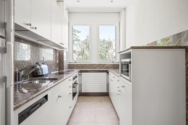 Schike Weinegg 1.5 Zim.+W/T ,2 Min. zum Markt, über Blueground 7