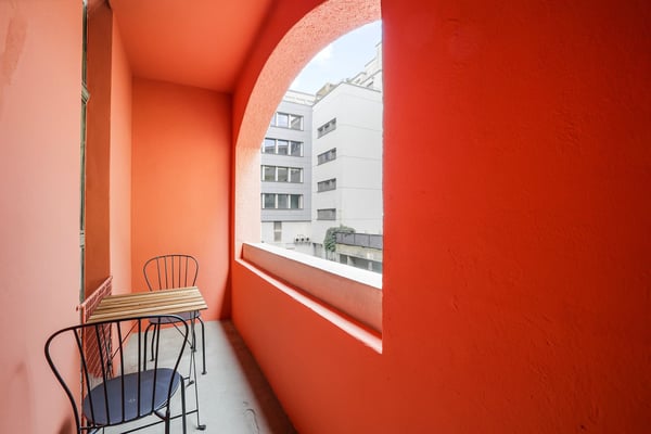 Schöne Oerlikon, 1.0 ZW, 1 Min. z. Markt, by Blueground 5