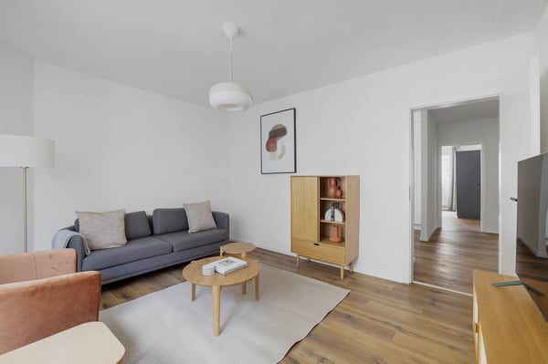 Schöne Oerlikon, 1.0 ZW, 1 Min. z. Markt, by Blueground 3