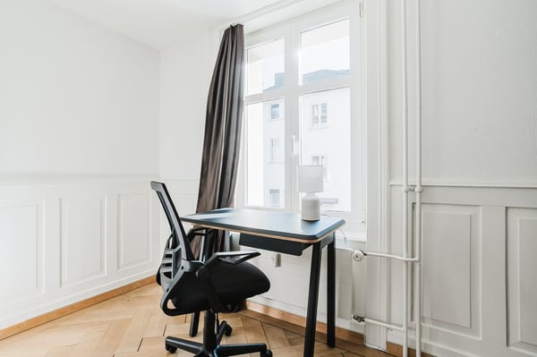 Schöne  1ZW, nahe Uni, by Blueground 17