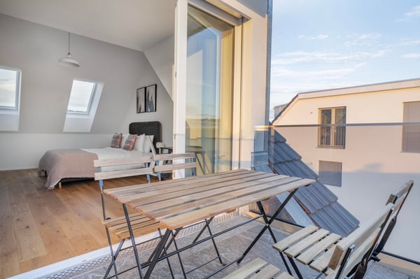 Sonnige Kloten 1.5 ZW mit Keller und W/T. Nah zum Markt, by Blueground 14