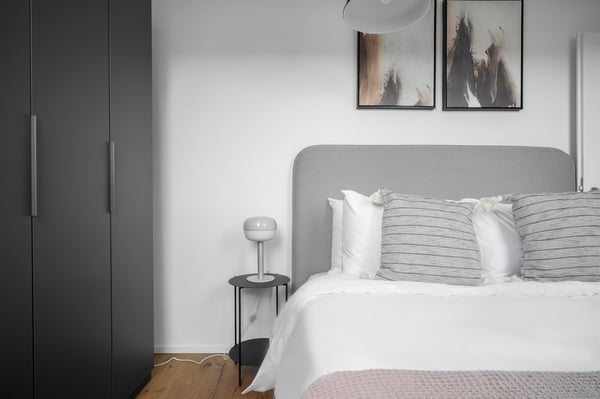 Sonnige Kloten 1.5 ZW mit Keller und W/T. Nah zum Markt, by Blueground 16