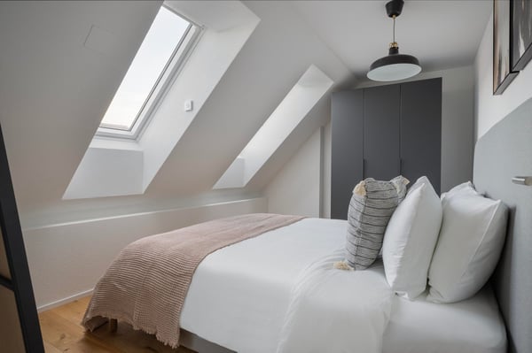 Sonnige Kloten 1.5 ZW mit Keller und W/T. Nah zum Markt, by Blueground 15