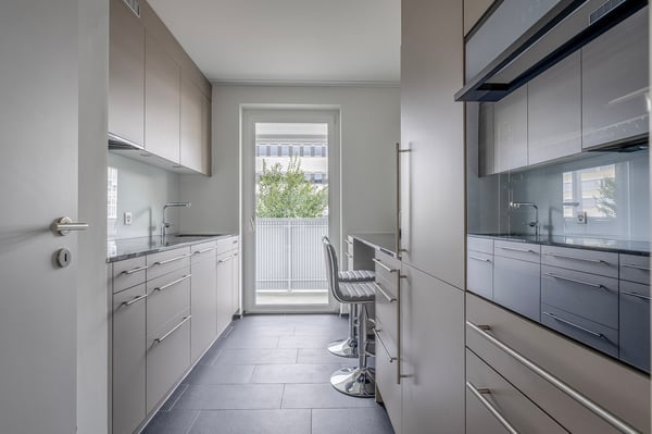 Luxus Altstetten, 1.5ZW mit Keller & W/T, nah Markt, über Blueground 11