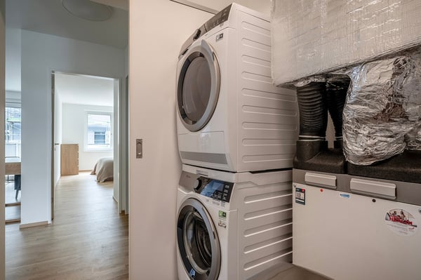 Luxus Altstetten, 1.5ZW mit Keller & W/T, nah Markt, über Blueground 21