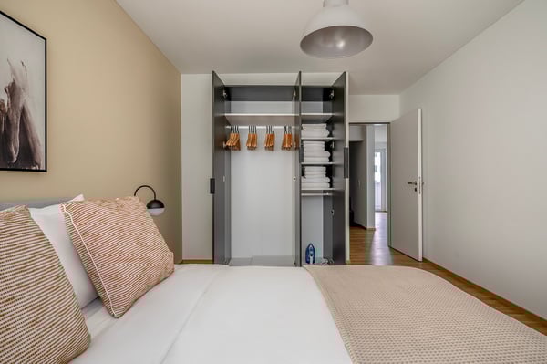 Luxus Altstetten, 1.5ZW mit Keller & W/T, nah Markt, über Blueground 18