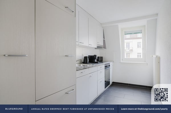 Schöne Enge 1.5 Zim. mit Keller, Nah zum Markt, by Blueground 7