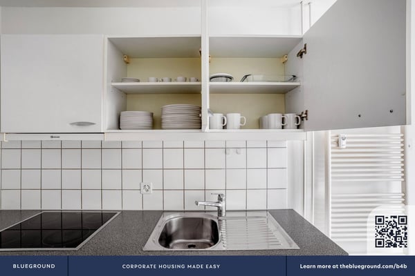 Schöne Breite 1.0 ZW, mit Keller, nah H.Bahnhof, by Blueground 9