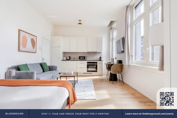 Blueground ID244, Seebach 11