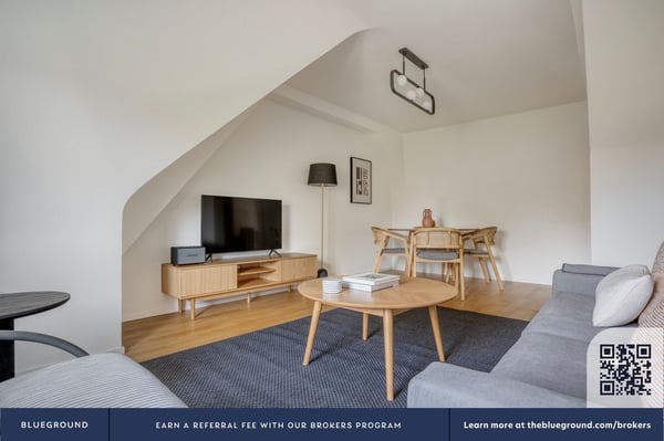 Gemütliche Bachletten 1 Zim. + Keller, nah zum Markt, über Blueground 3