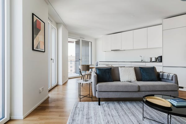 Luxus Wiedikon 1.5 ZW, Keller, W/T, 10 Min. z. Market, by Blueground 2