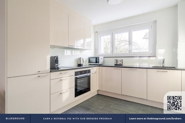 Blueground ID256, Dietikon 6