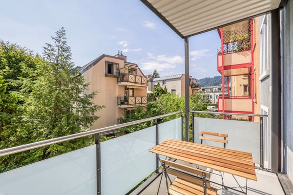 Luftige Wiedikon 4.5 ZW mit W/T, nah Markt & ZRH HB, by Blueground 4