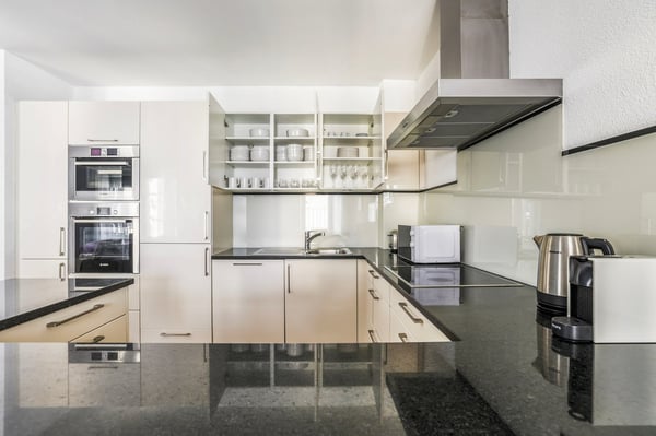 Luftige Wiedikon 4.5 ZW mit W/T, nah Markt & ZRH HB, by Blueground 9