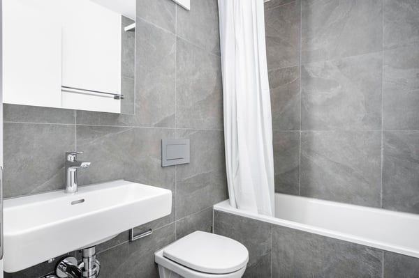 Sonnige Gundeldingen 1 Zim. mit Keller, nah zu Basel HB 14