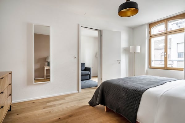 Sonnige Gundeldingen 1 Zim. mit Keller, nah zu Basel HB 12