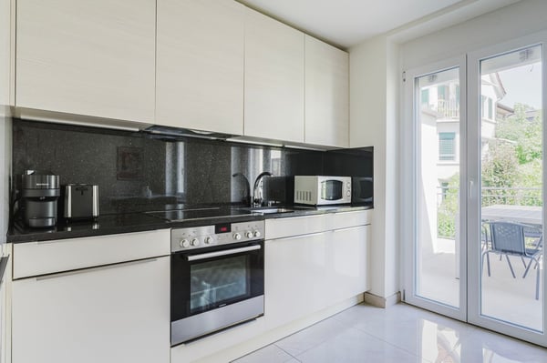 Schicke Enge 2 ZW mit W/T, nah Markt & ZRH HB, by Blueground 8