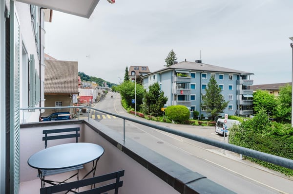 Bequeme Horgen, nah SBB Horgen Oberdorf, by Blueground 4