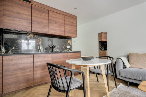 Stilvolle Wiedikon 1.5ZW +Keller + W/T, nah am Markt, über Blueground 7