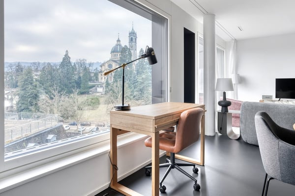 Schöne Enge 2.5 Zim. in Fifa Museum Gebäude mit Keller und W/T, , über Blueground 4